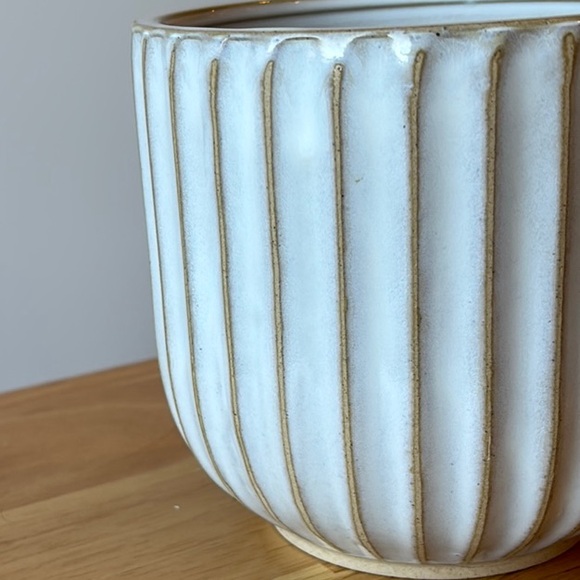 Cream 5x5 Ceramic Planter - Picture 4 of 6